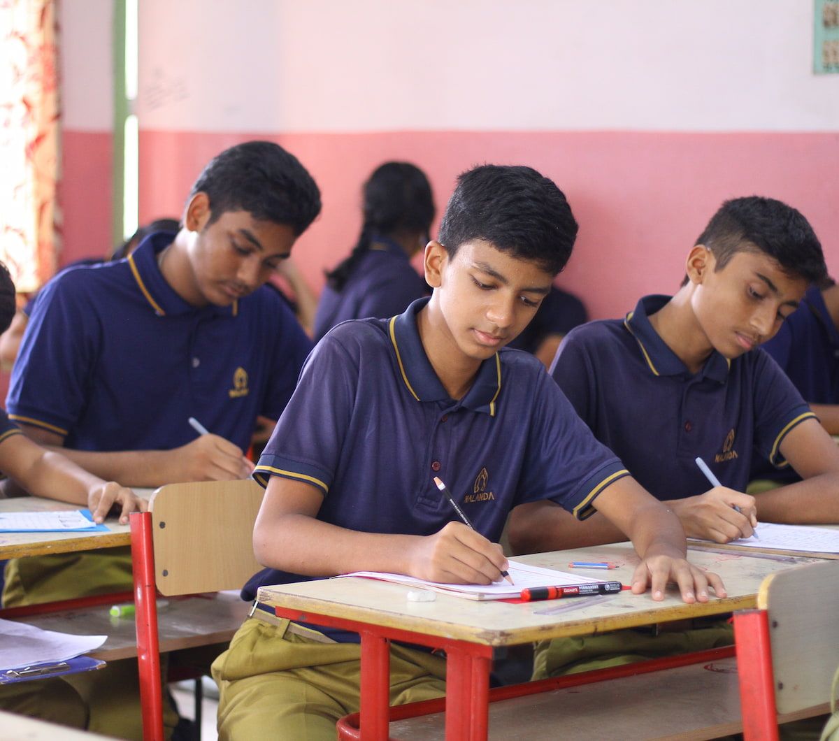 Upgraded lesson plans with interactive methods to boost student engagement. Launched IIT Foundation for Class 8 and high-achiever assignments.